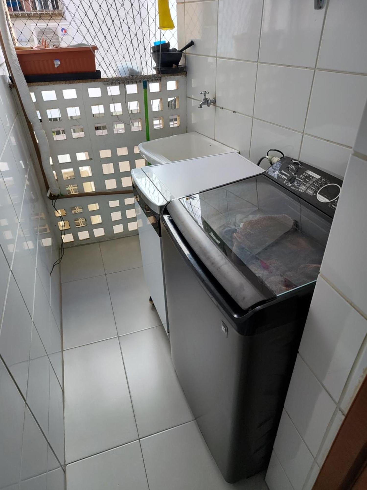 Hostel For One Com Quarto De Solteiro E Banheiro Privativos Віторія Екстер'єр фото